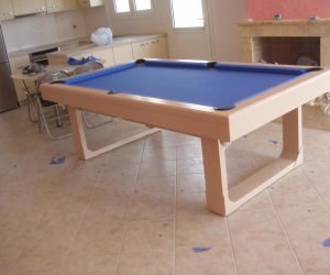 Φωτογραφία τραπεζιού μπιλιάρδου