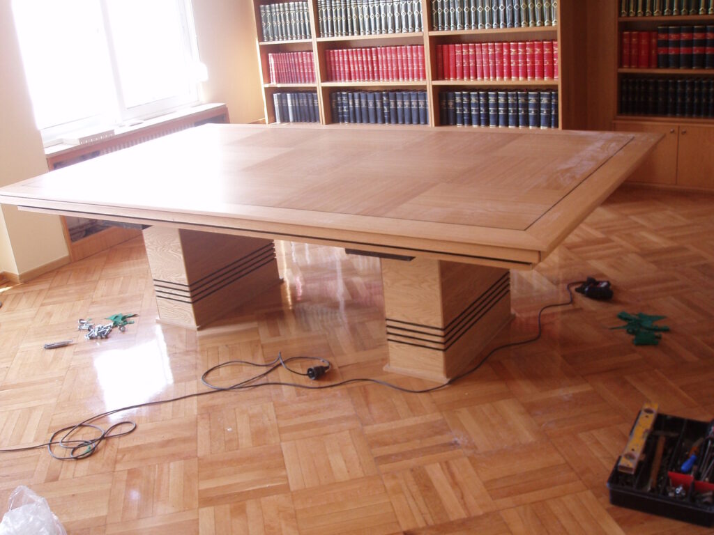 Φωτογραφία τραπεζιού μπιλιάρδου