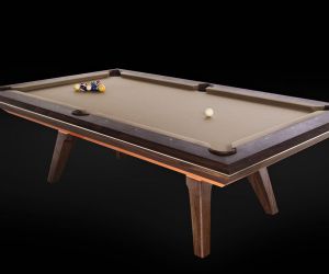 Φωτογραφία τραπεζιού μπιλιάρδου