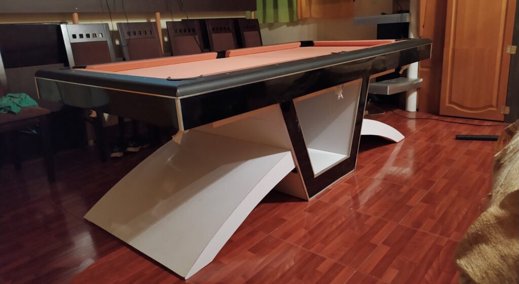 Φωτογραφία τραπεζιού μπιλιάρδου